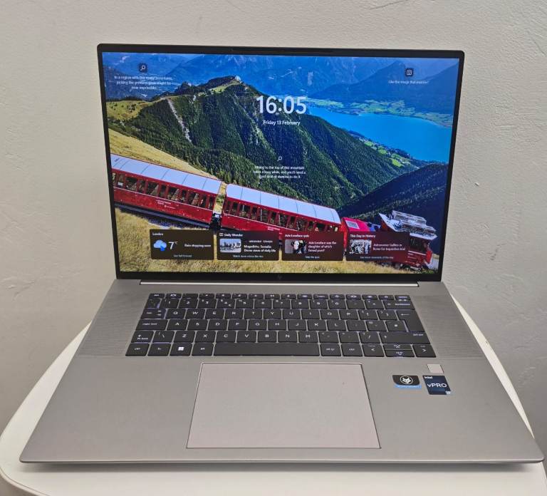 HP ZBook Studio Laptop 16" G9, 32GB Ram, 12th Gen Intel(R) Core(TM) i7-12800H