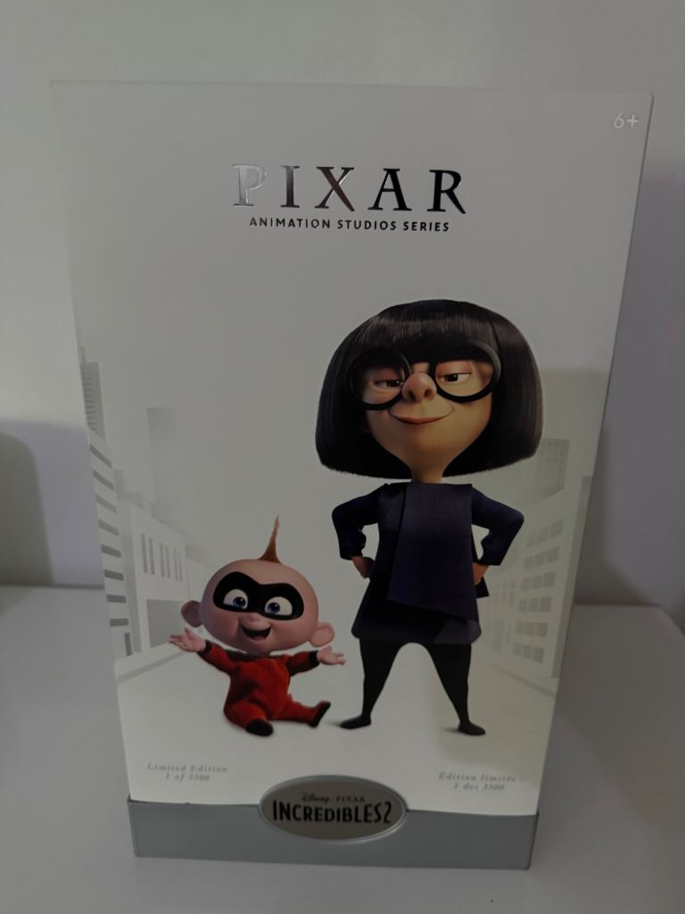 Disney Limited Edition Incredibles 2 Designer Dolls Edna Mode and Jack-Jack
