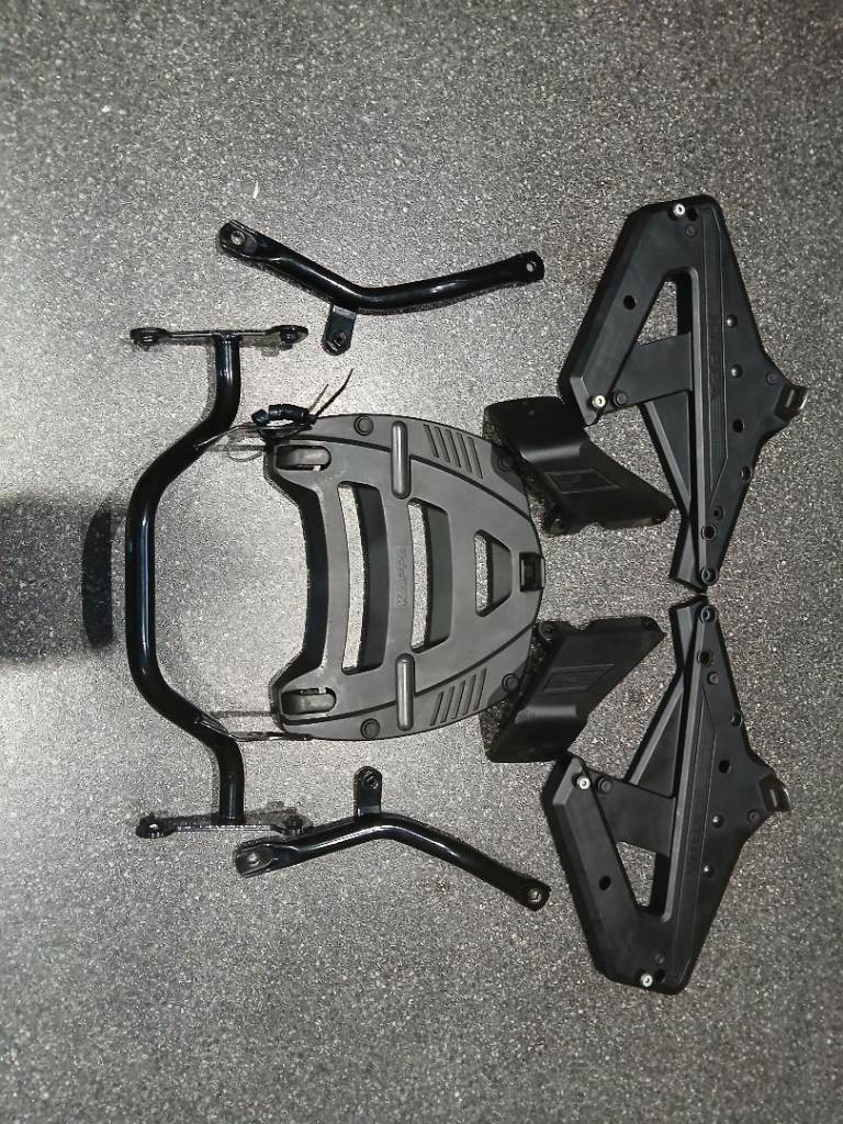Honda blackbird wingrack and plate