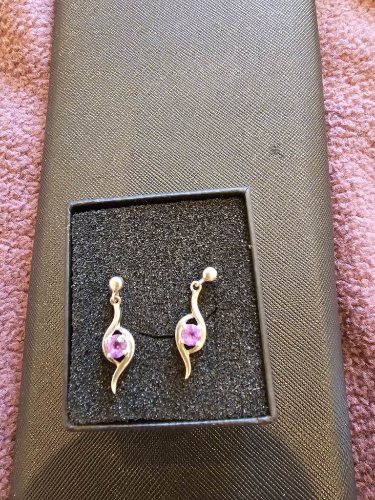 Silver amethyst dainty earrings