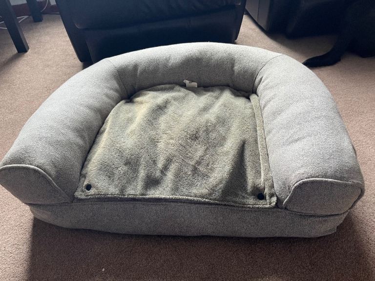 Medium Dog Bed