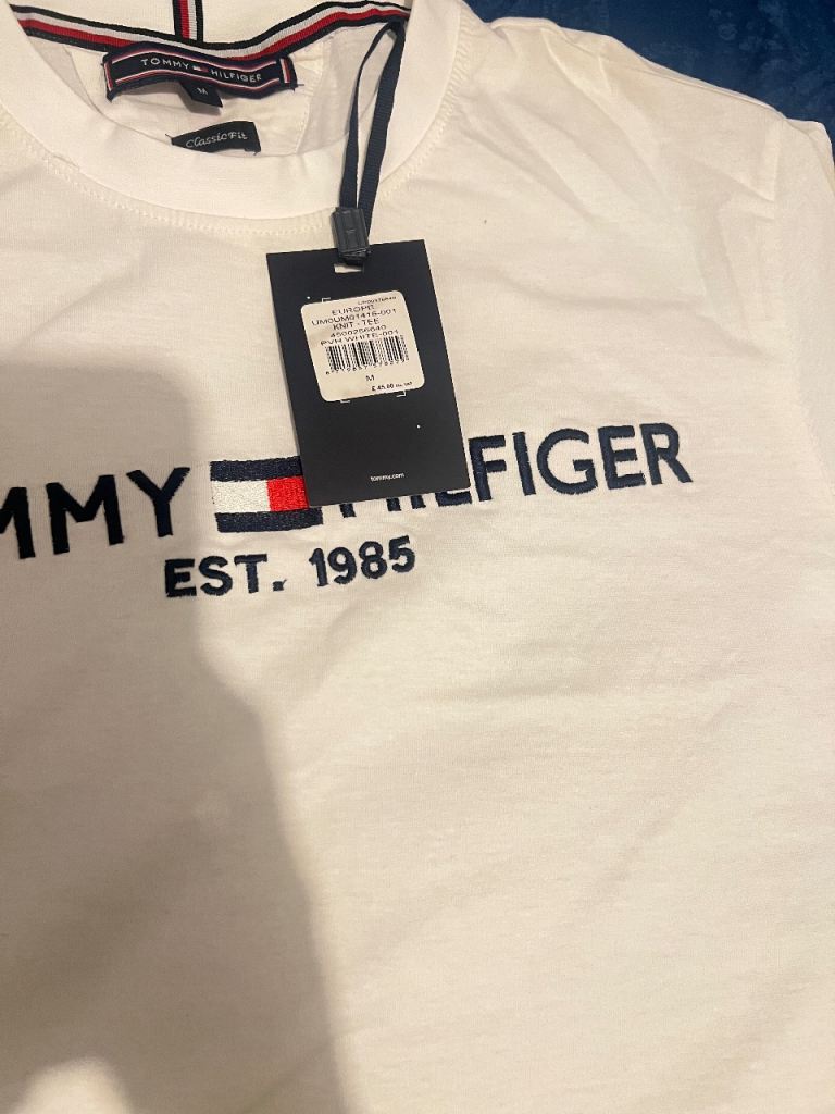 Tommy Hilfiger Men's T-Shirt – White, Brand New with Tags