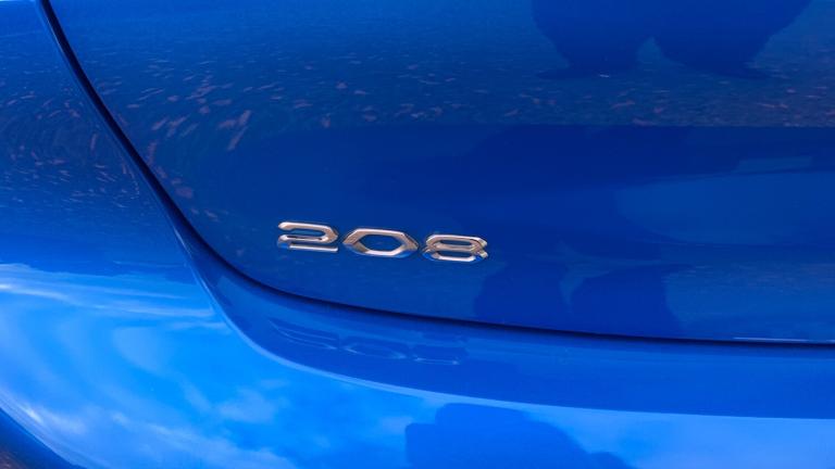2023 Peugeot 208 1.2 PureTech 100 GT 5dr EAT8 Petrol Hatchback Hatchback Petrol Automatic