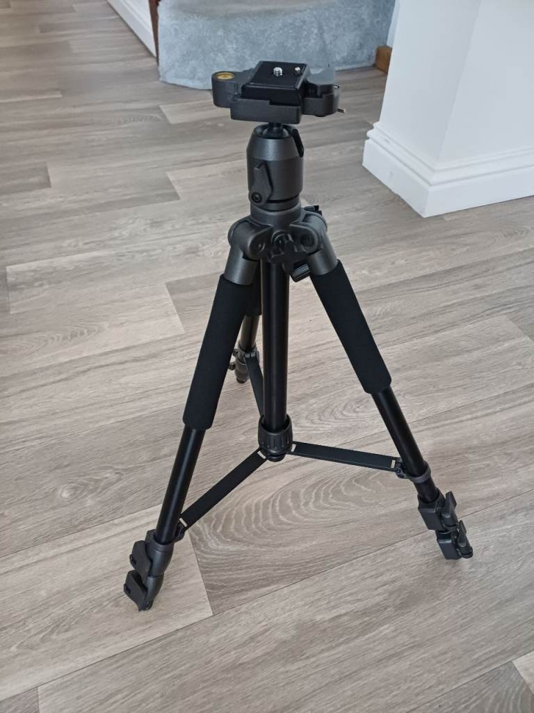 Extendable Tripod.