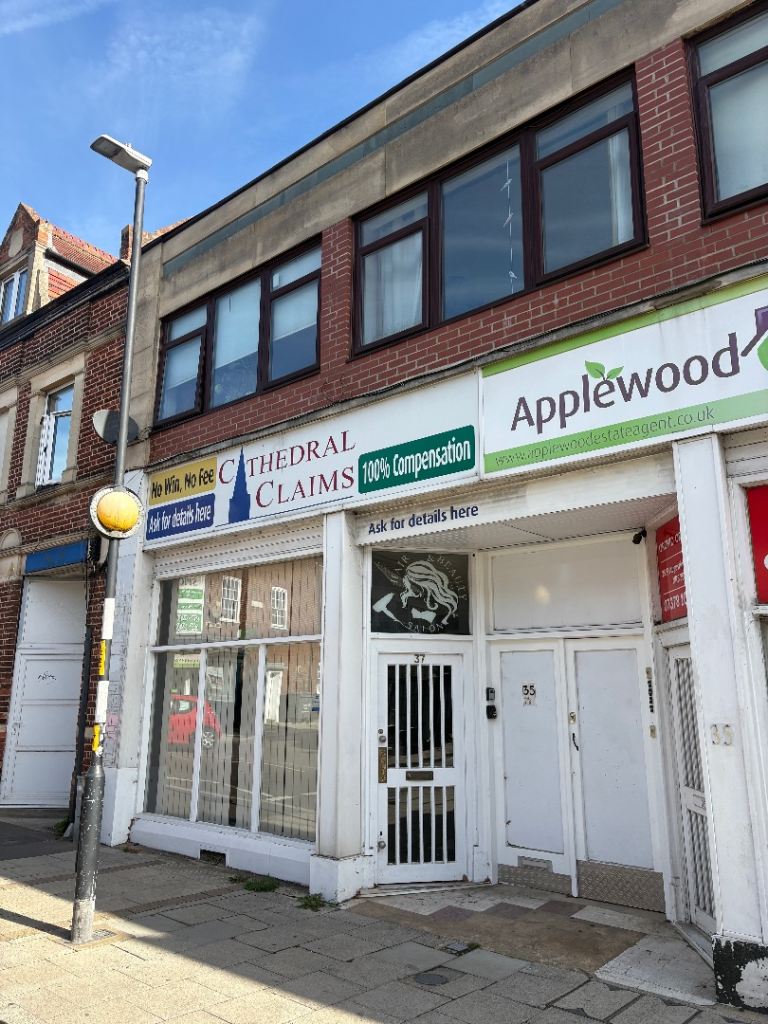 Shop to rent - Norwich - NR3 - Available NOW!