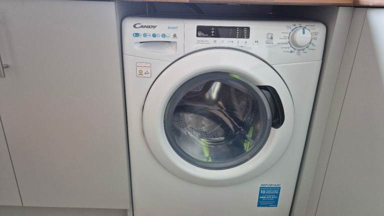 Candy 8kg/5kg Freestanding Condenser Washer dryer