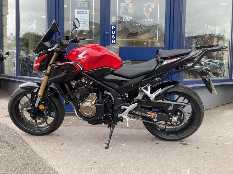 HONDA CB500 2024 - FSH - HUGGER - REAR GIVI RACK - PUIG SCREEN- TANK PAD 