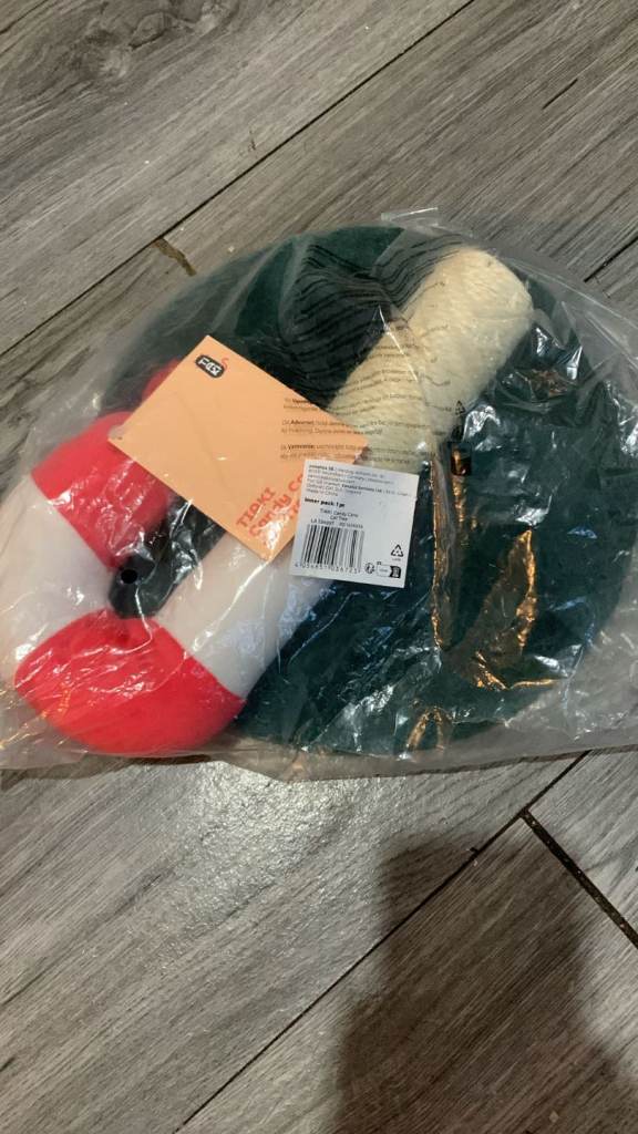 Candy cane cat scratch post