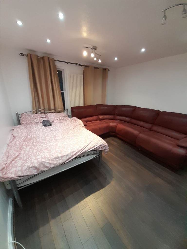 King Size Room with Bills £950