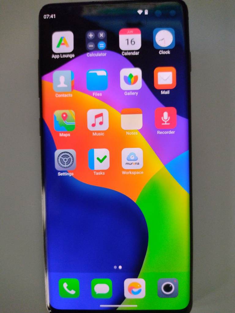 Samsung Galaxy S10+ with Android 16 – De-Googled mobile phone