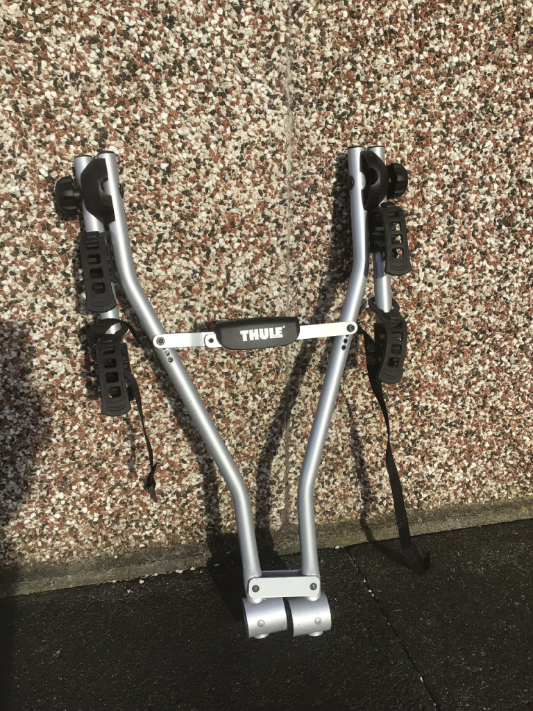 Tow bar bike carrier