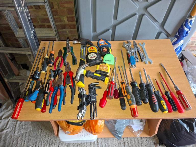 Selection of hand tools 