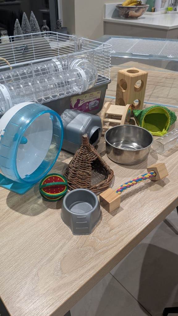 Large hamster cage with accessories 