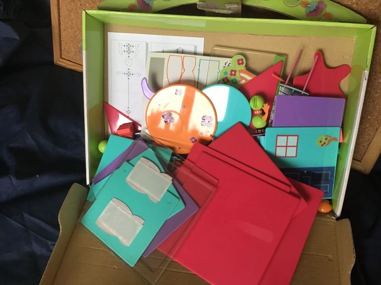 Ello construction sets