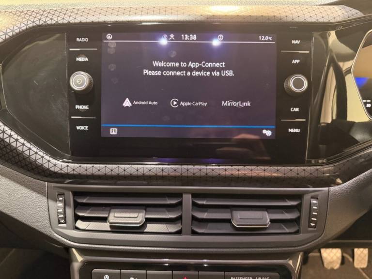 2022 72 VOLKSWAGEN T-CROSS 1.0 TSI SEL SUV 5DR PETROL MANUAL EURO 6 (S/S) (110 P