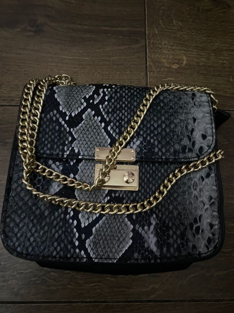 Snakeskin Print Crossbody Bag with Gold Chain – Good Condition