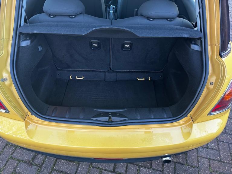 2007 MINI Hatch 1.6 Cooper 3dr HATCHBACK Petrol Manual