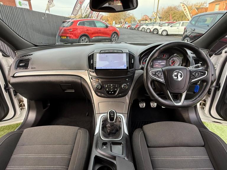 2015 Vauxhall Insignia 1.4i Turbo Limited Edition Hatchback 5dr Petrol Manual Euro 6 (s/s) (140 p...