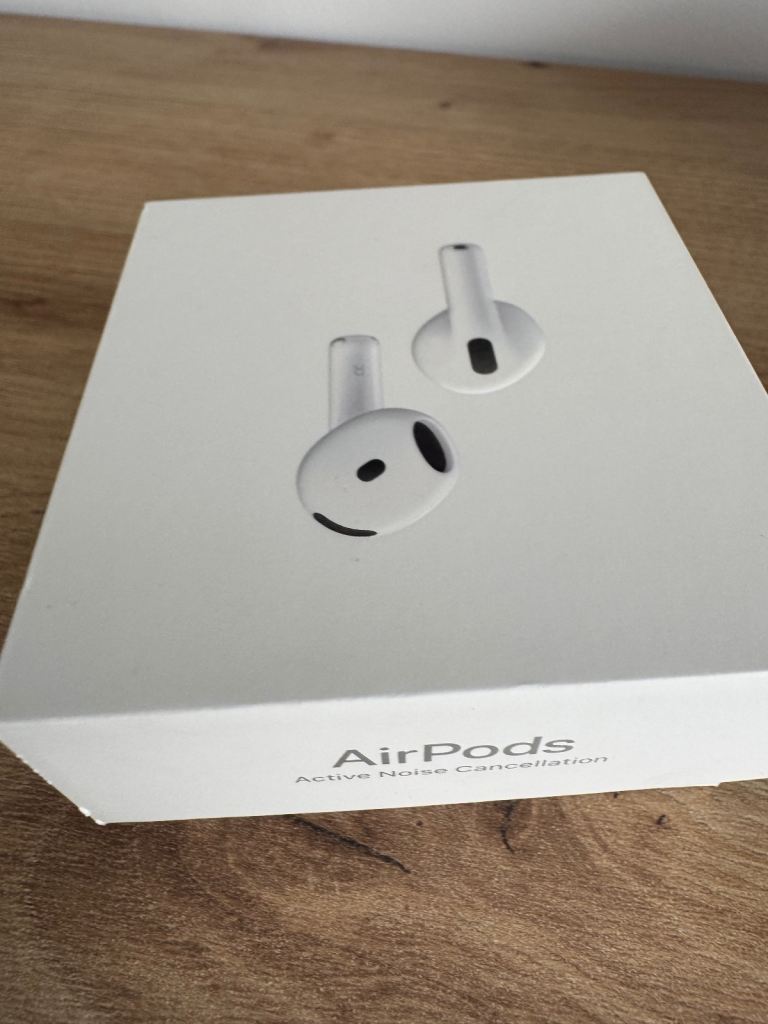 Apple AirPods 4 with Active Noise Cancellation - As Good As New