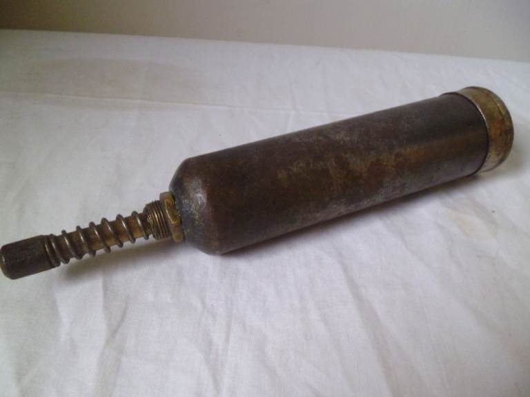 VINTAGE 1940/50'S ENOTS GREASE GUN
