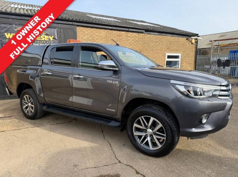 2020 Toyota Hilux 2.4 D-4D Invincible Pickup Double Cab 4dr Diesel Auto 4WD Euro 6 (s/s) (TSS PIC...