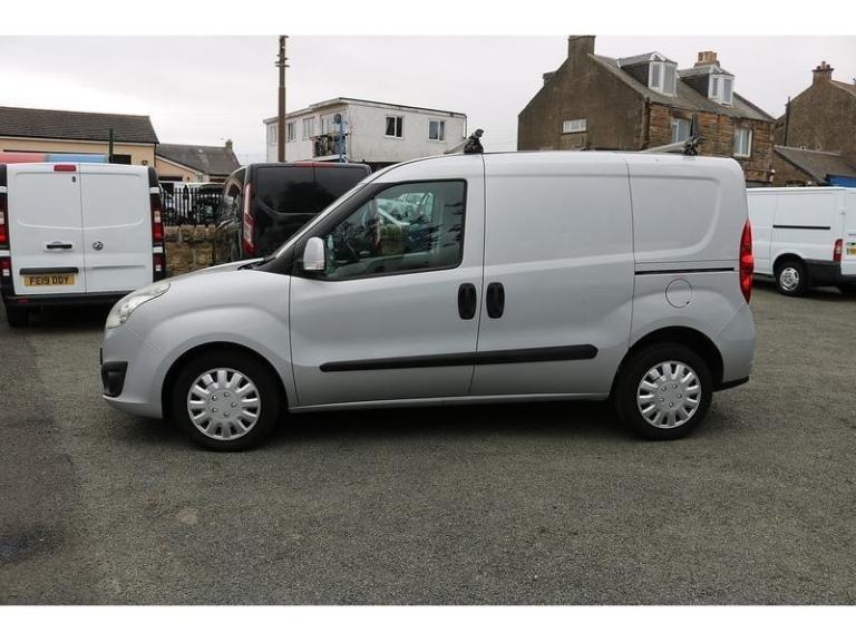 2015 VAUXHALL COMBO SPORTIVE CREWCAB *NO VAT* LOW MILES SUPERB CONDITION partner