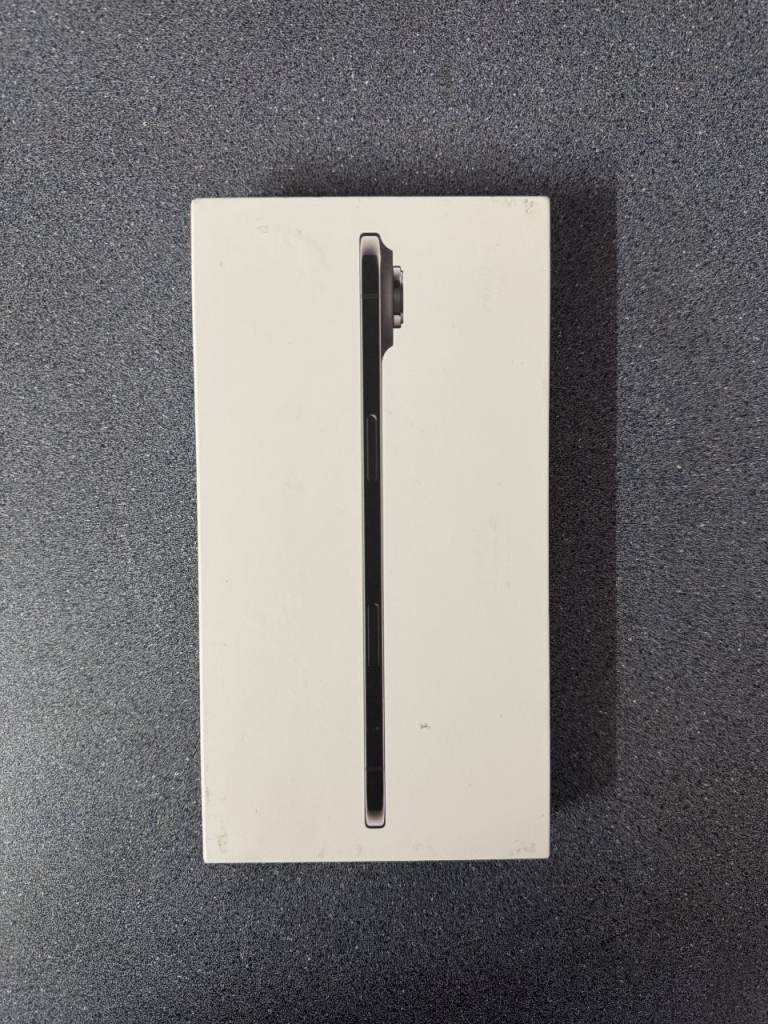 APPLE IPHONE AIR 256GB SPACE BLACK UNLOCKED BRAND NEW SEALED WITH APPLE WARRANTY AND RECEIPT