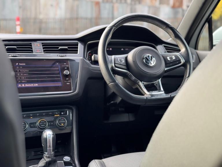2019 Volkswagen Tiguan 1.5 TSI EVO R-Line DSG Euro 6 (s/s) 5dr ESTATE Petrol Automatic