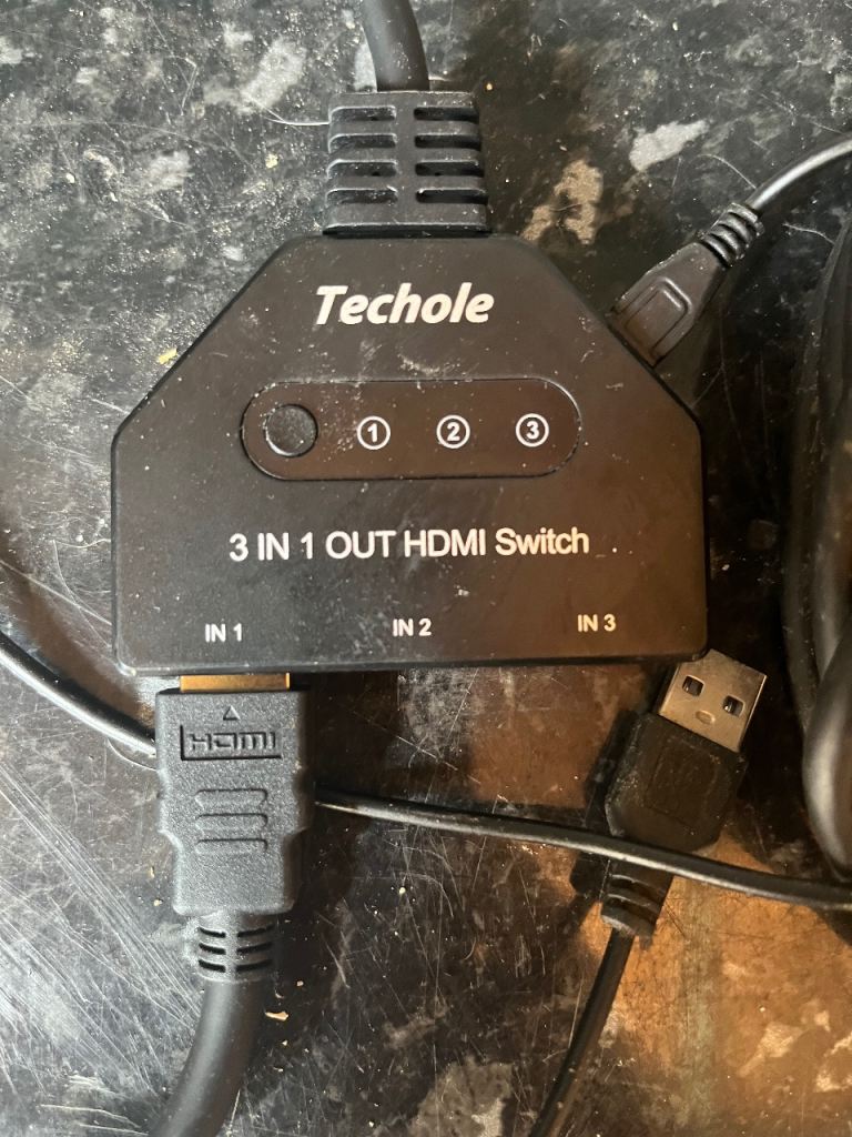 Techole 3 In 1 Out HDMI Switch with 3m HDMI cable 