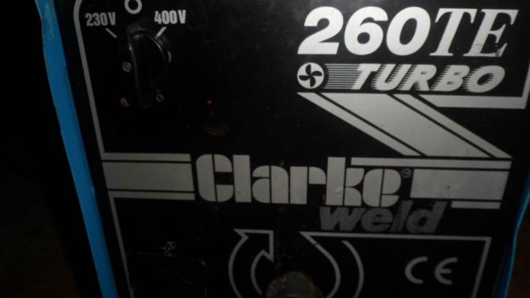 clararks  260 turbo works on electric plug  can see working 