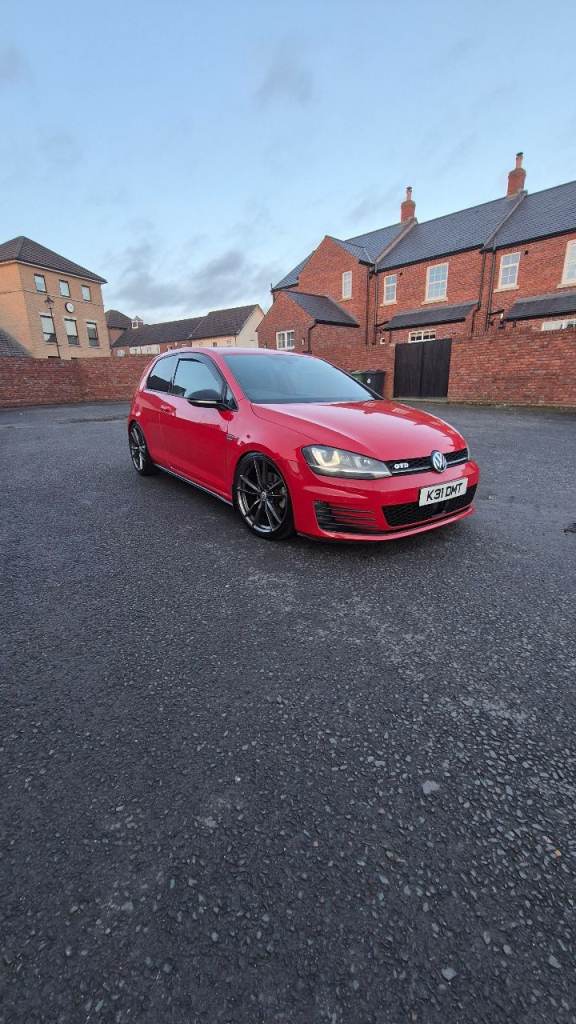 Volkswagen, GOLF, Hatchback, 2014, Manual, 1968 (cc), 3 doors