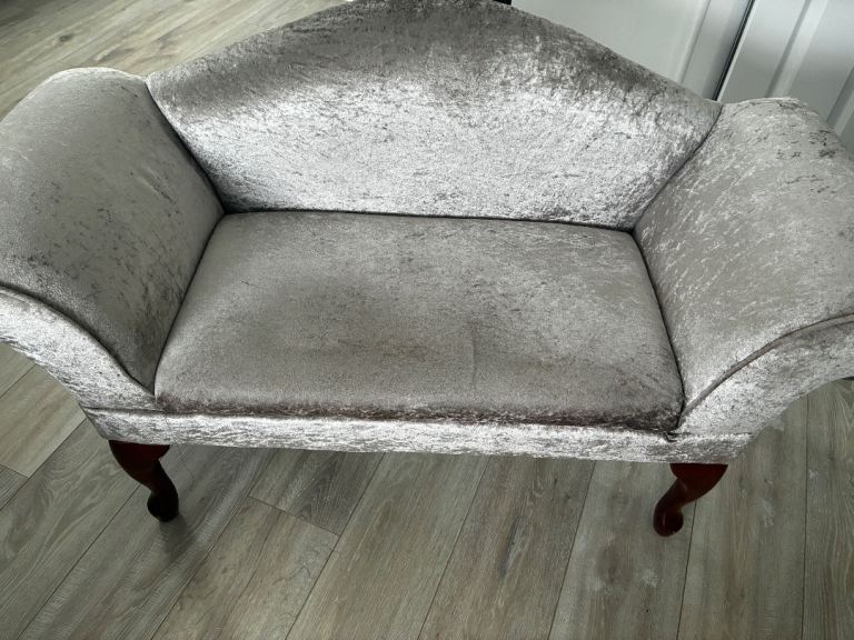  Chaise Lounge 