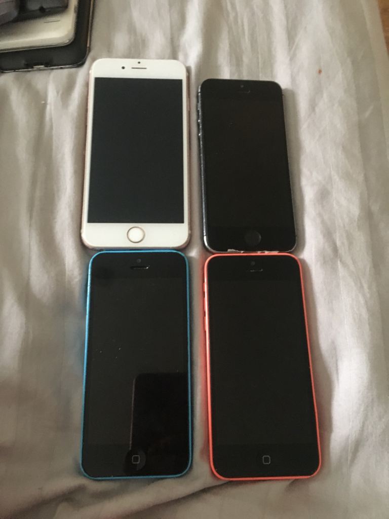 image for Joblot of 4 apple iPhones spares or repairs £40 Ono 