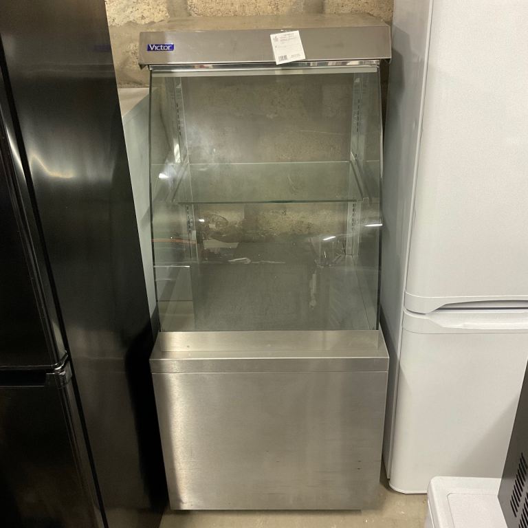 Victor Electric Solid Cake Display Unit - Silver With 1 Shelf (On ‘stellasvoice’ eBay)