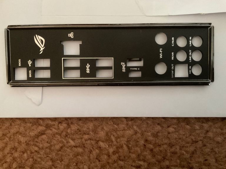 Asus rog strix io shield