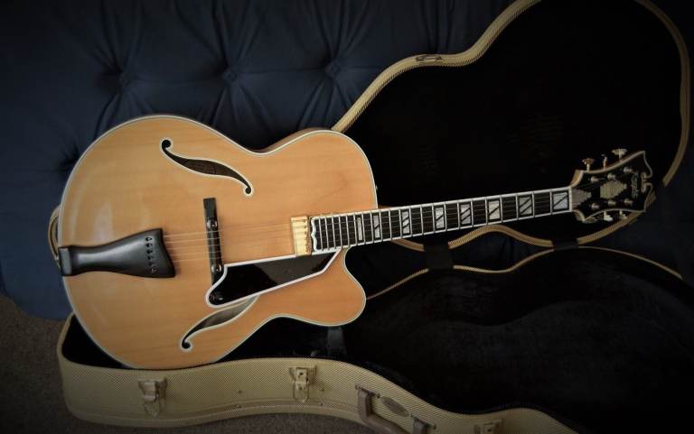  FS/FT D'AQUISTO STYLE JAZZ GUITAR BY KNIGHTS GUITARS LUTHIER GORDON WELLS VGC