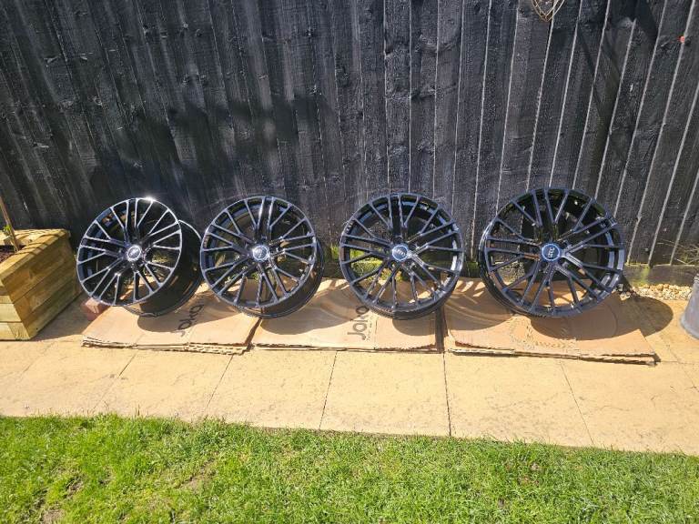 19" Y Spoke Gloss Black Alloys