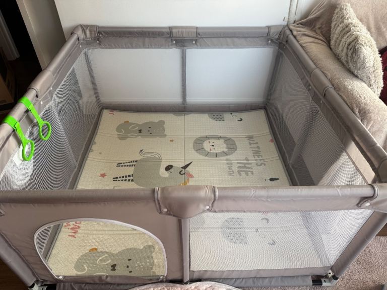 120x120 Baby Playpen with Mat