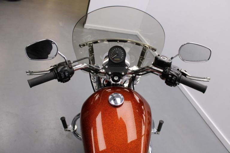 2014 Harley-Davidson XL883L Sportster Super Low in Custom Burnt Orange Flake
