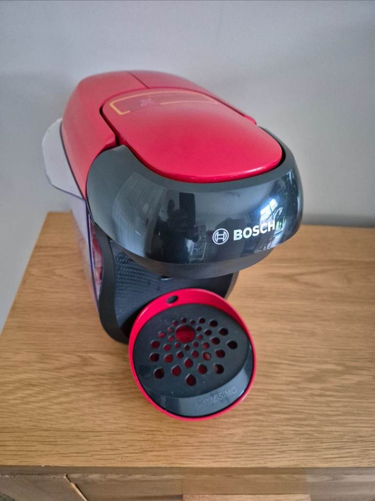 Bosch Tassimo Happy CTPM12 Coffee Machine - Red, Good Condition
