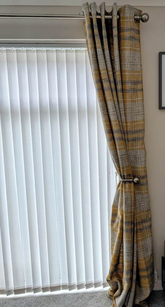 Next curtains 