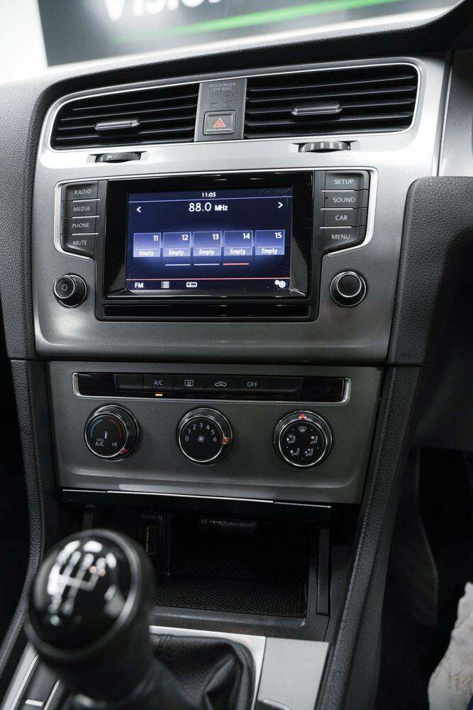  Volkswagen Golf 1.6 TDI BlueMotion Tech S Euro 5 (s/s) 5dr Diesel Manual