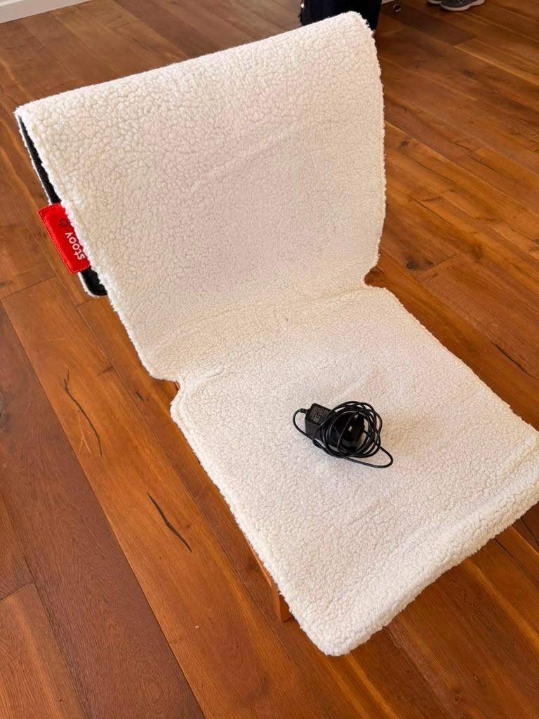 Stoov Heated Cushion - White, As Good As New