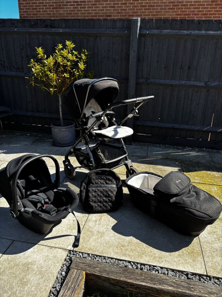 Silver Cross Wayfair constellation travel system 