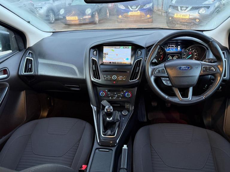 2015 Ford Focus 1.0T EcoBoost Titanium Euro 6 (s/s) 5dr HATCHBACK Petrol Manual