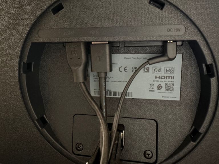 Samsung 32 inch 4K monitor