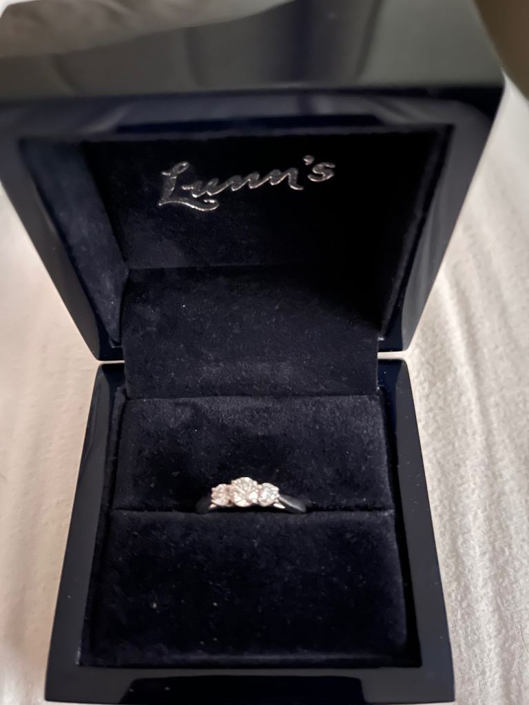 Lunns 3 stone engagement ring