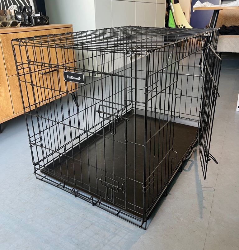 Large Foldable 2-Door Metal Dog Crate with Tray – Approx. 90 x 56 x 60 cm
