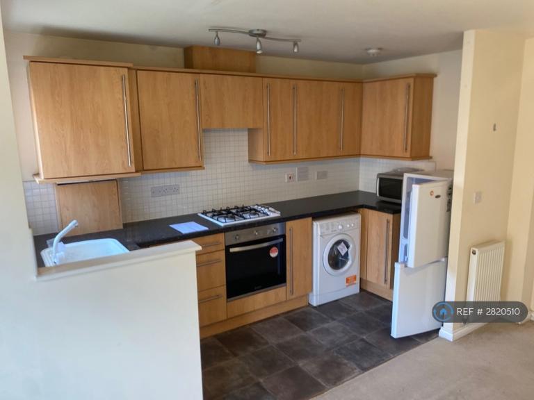 1 bedroom flat in Thackhall St, Coventry, CV2 (1 bed) (#2820510)