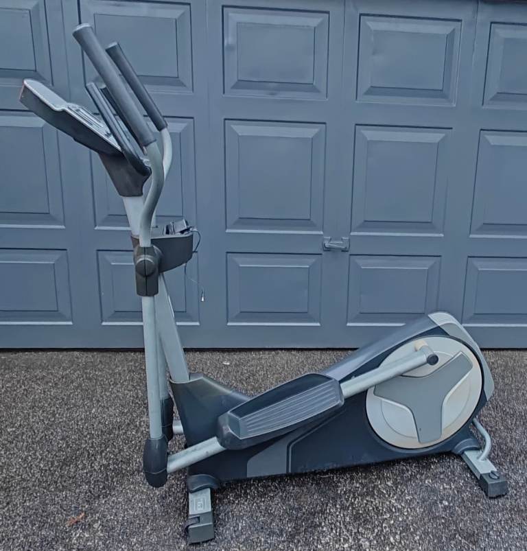 NordicTrack E9 Elliptical Cross Trainer